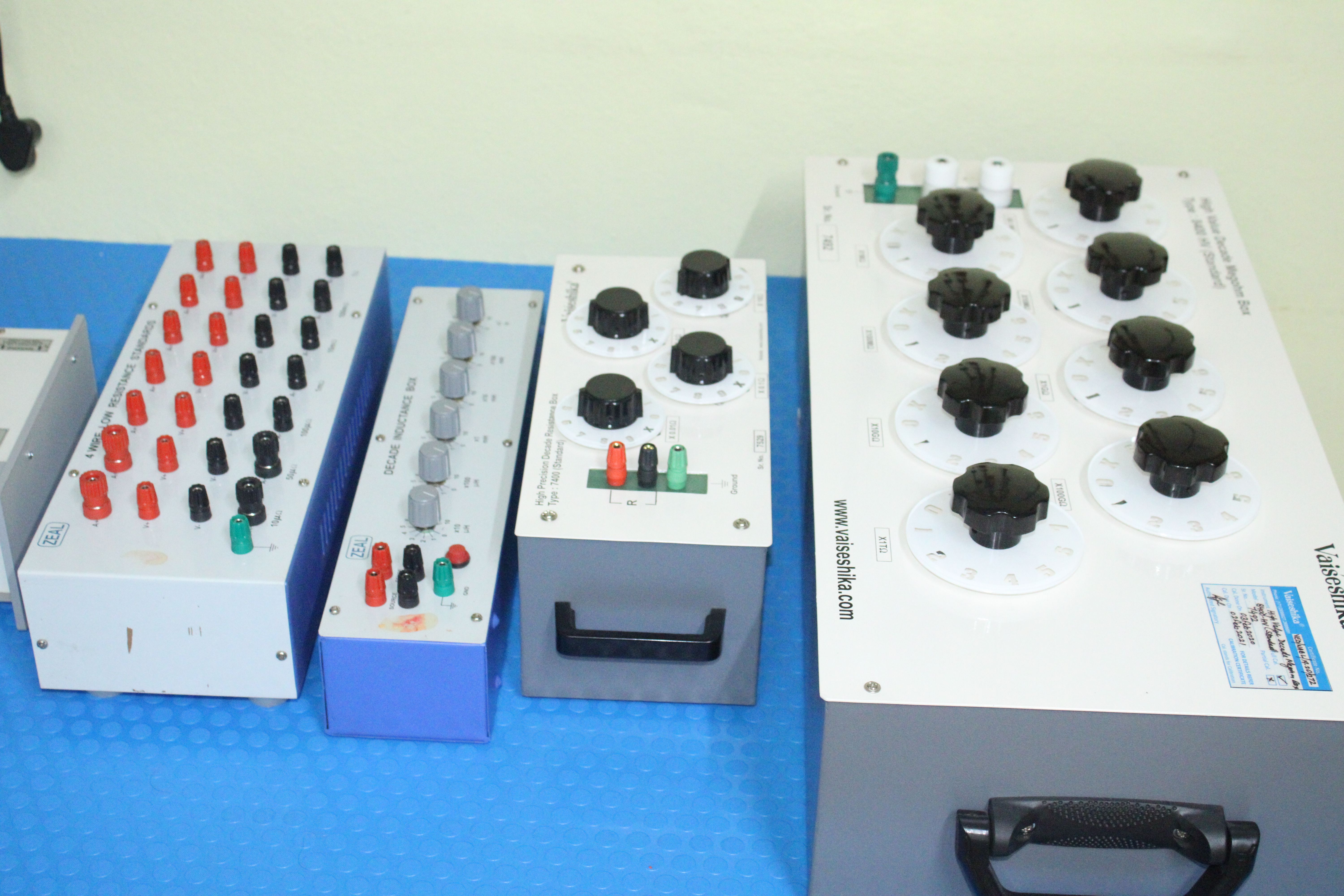 Professional Calibration Equipment